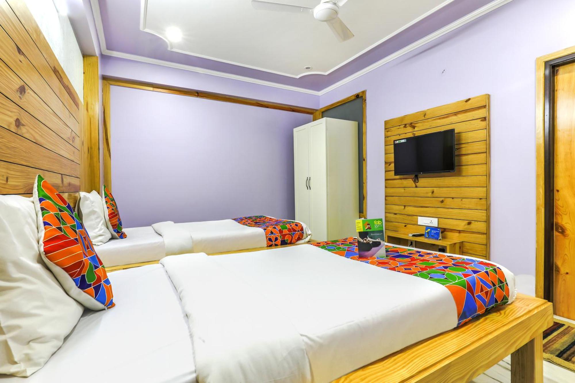 Jaipur The Lodge B&B Bagian luar foto